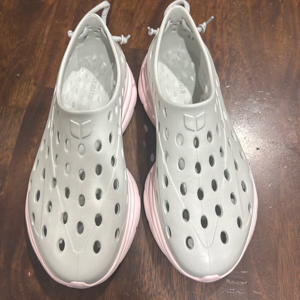 Kane Recovery Shoes